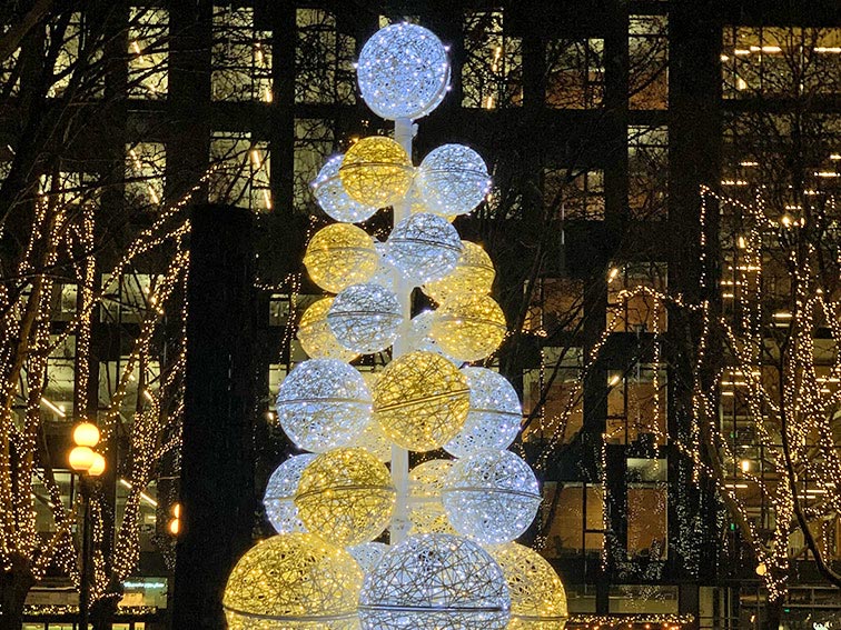 Holiday tree of lights - silver and gold orbs