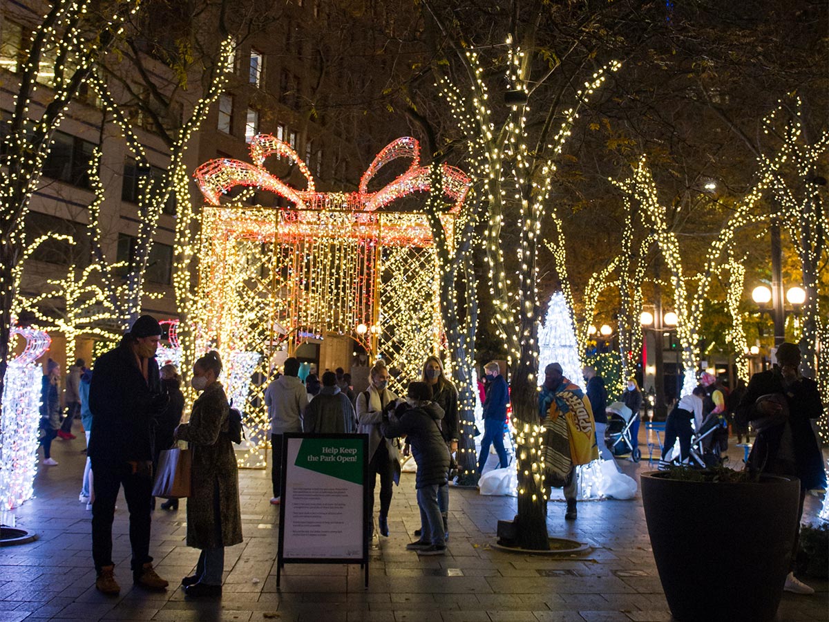 Holiday lights in Westlake Park