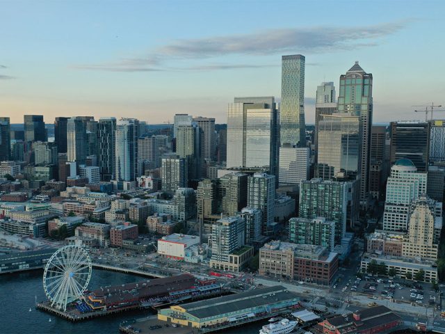 Cityscape of downtown Seattle's waterfront