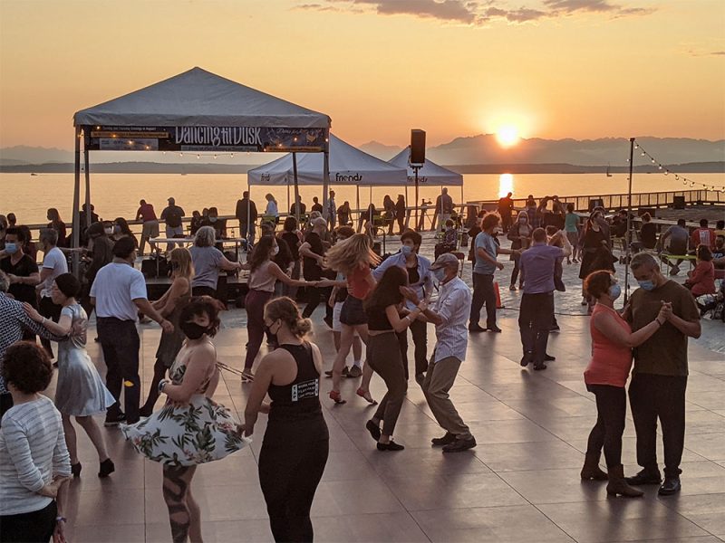 Dancing Til Dusk on the Seattle Waterfront / Photo credit: Philip Craft