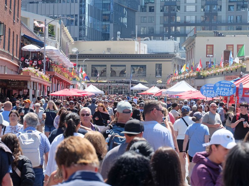 Pike Place Market on a busy sunny day